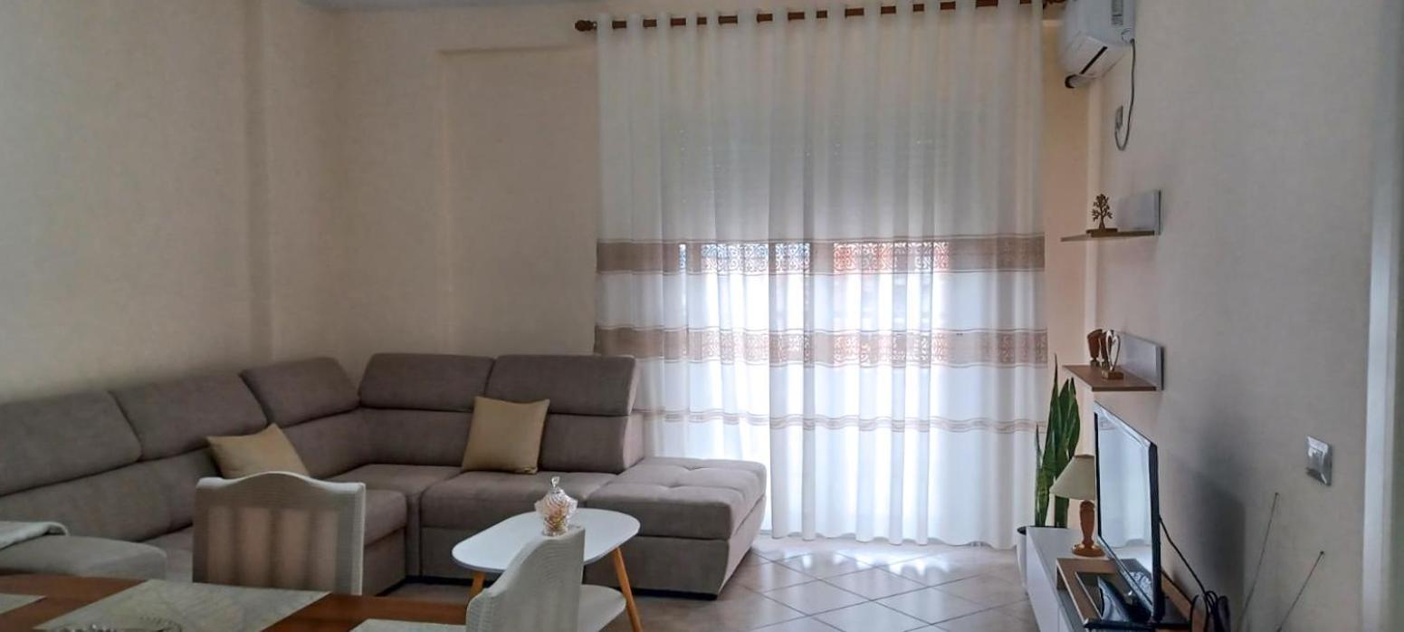 Diti's * Vlorë